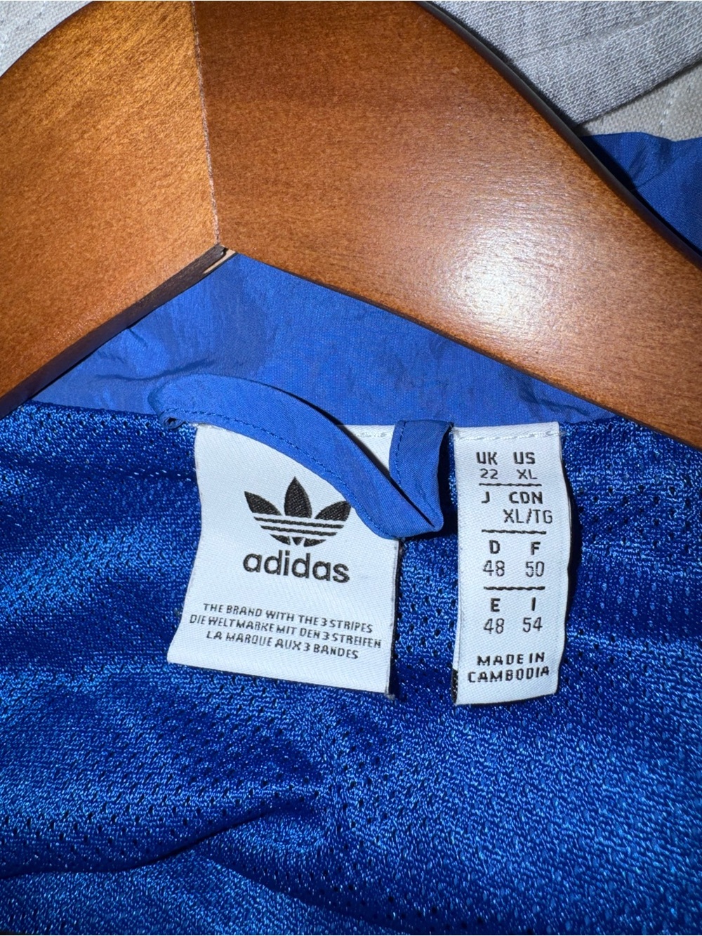 adidas Blue and Beige Retro Bomber Jacket with Pink Trim - Picture 5 of 5